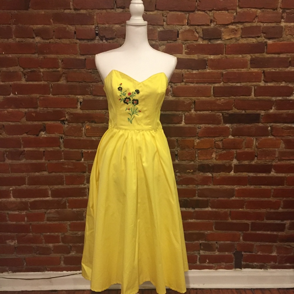 Yellow strapless maxi dress